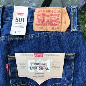 New with tags Levi’s 501 jeans dark wash 31/32